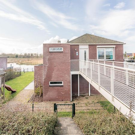 Nautic Rentals - Marinapark Oude-Tonge Bagian luar foto