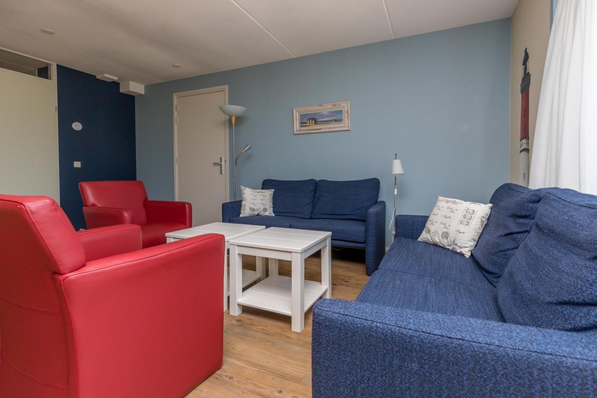 Nautic Rentals - Marinapark Oude-Tonge Bagian luar foto
