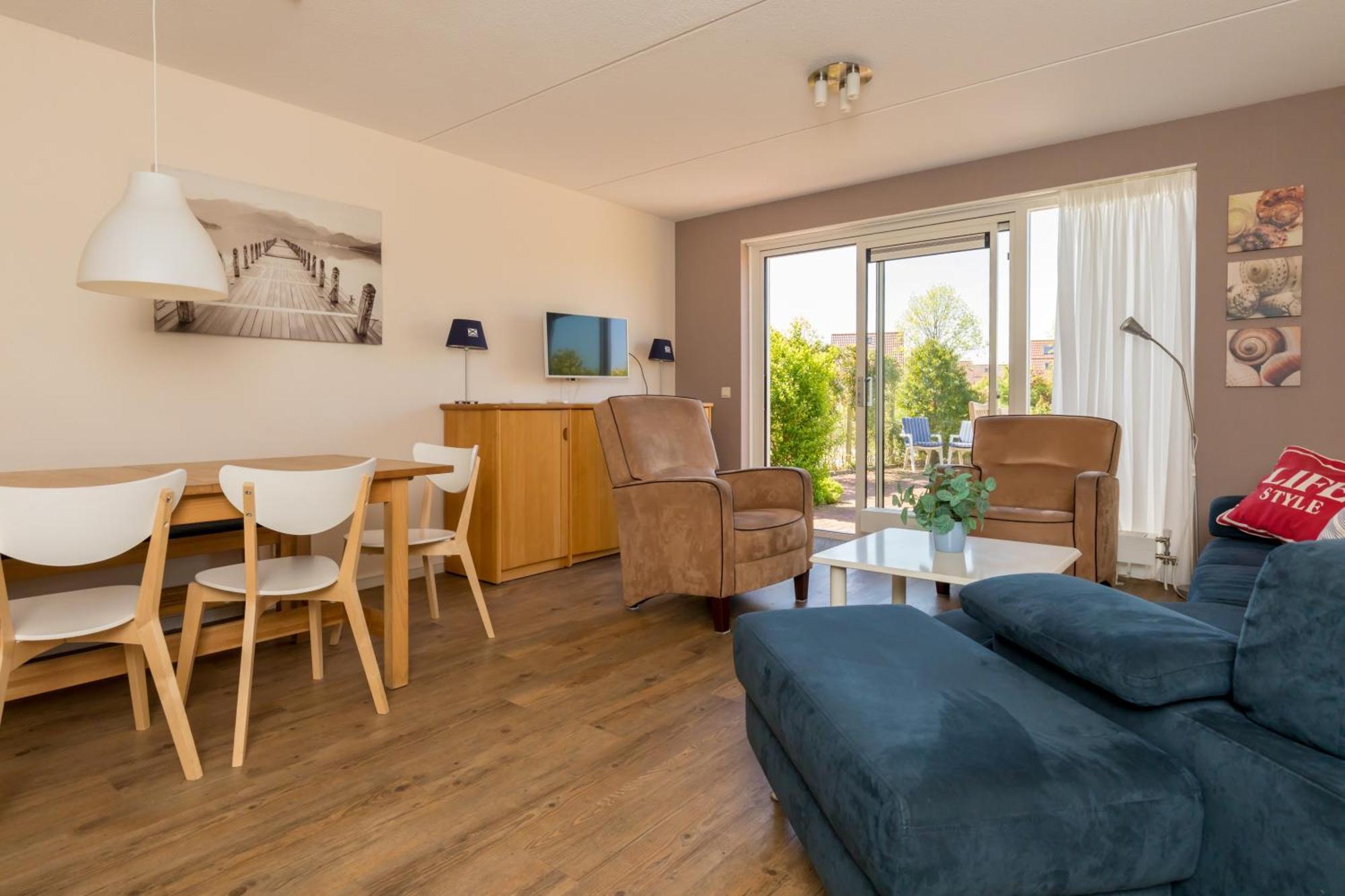 Nautic Rentals - Marinapark Oude-Tonge Bagian luar foto