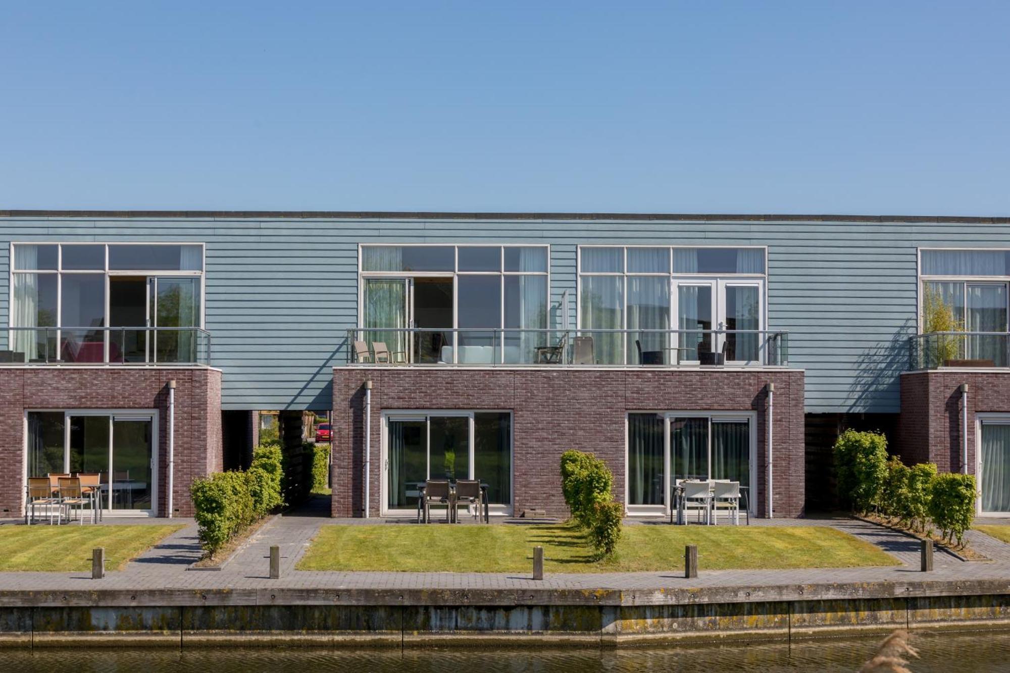 Nautic Rentals - Marinapark Oude-Tonge Bagian luar foto