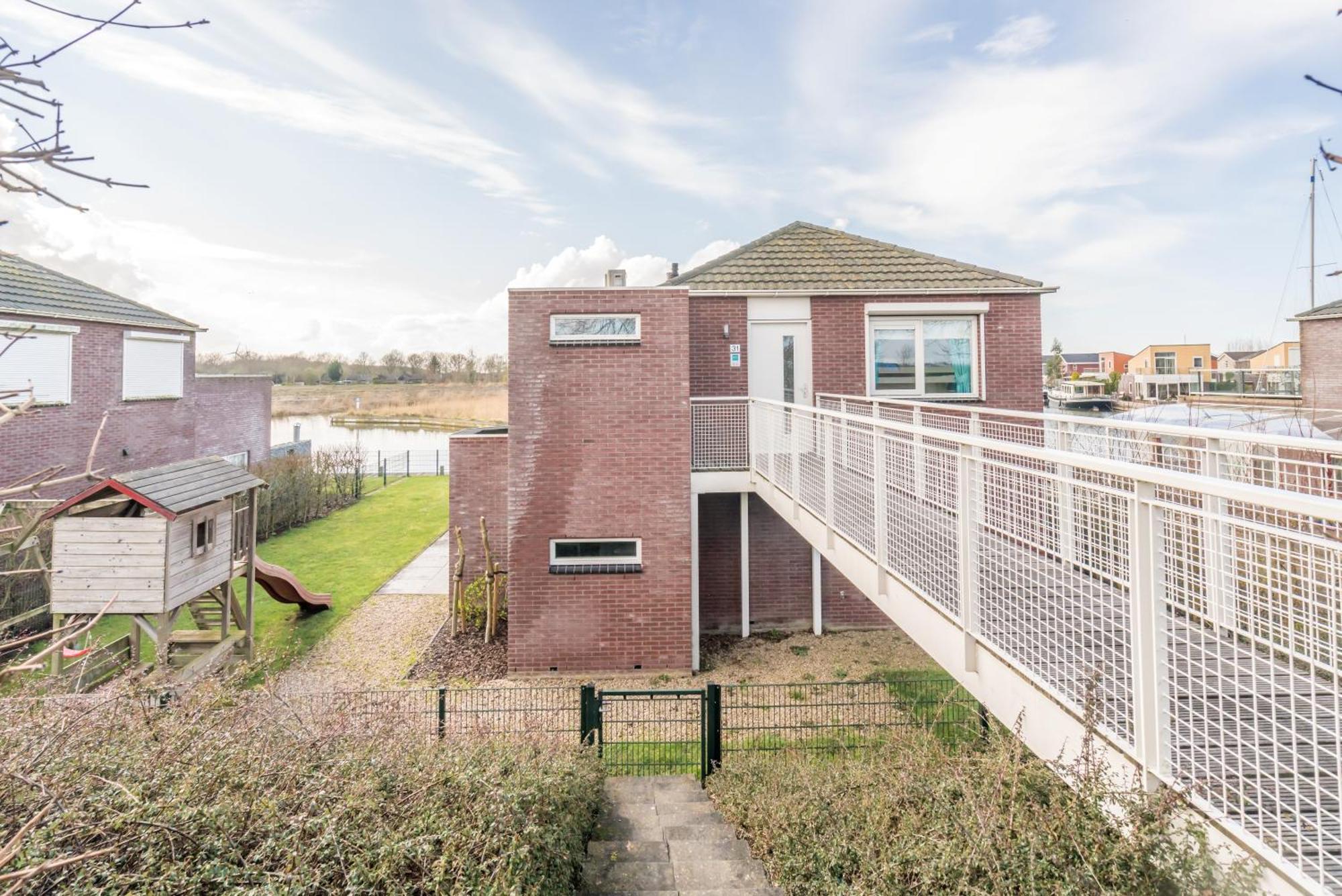 Nautic Rentals - Marinapark Oude-Tonge Bagian luar foto