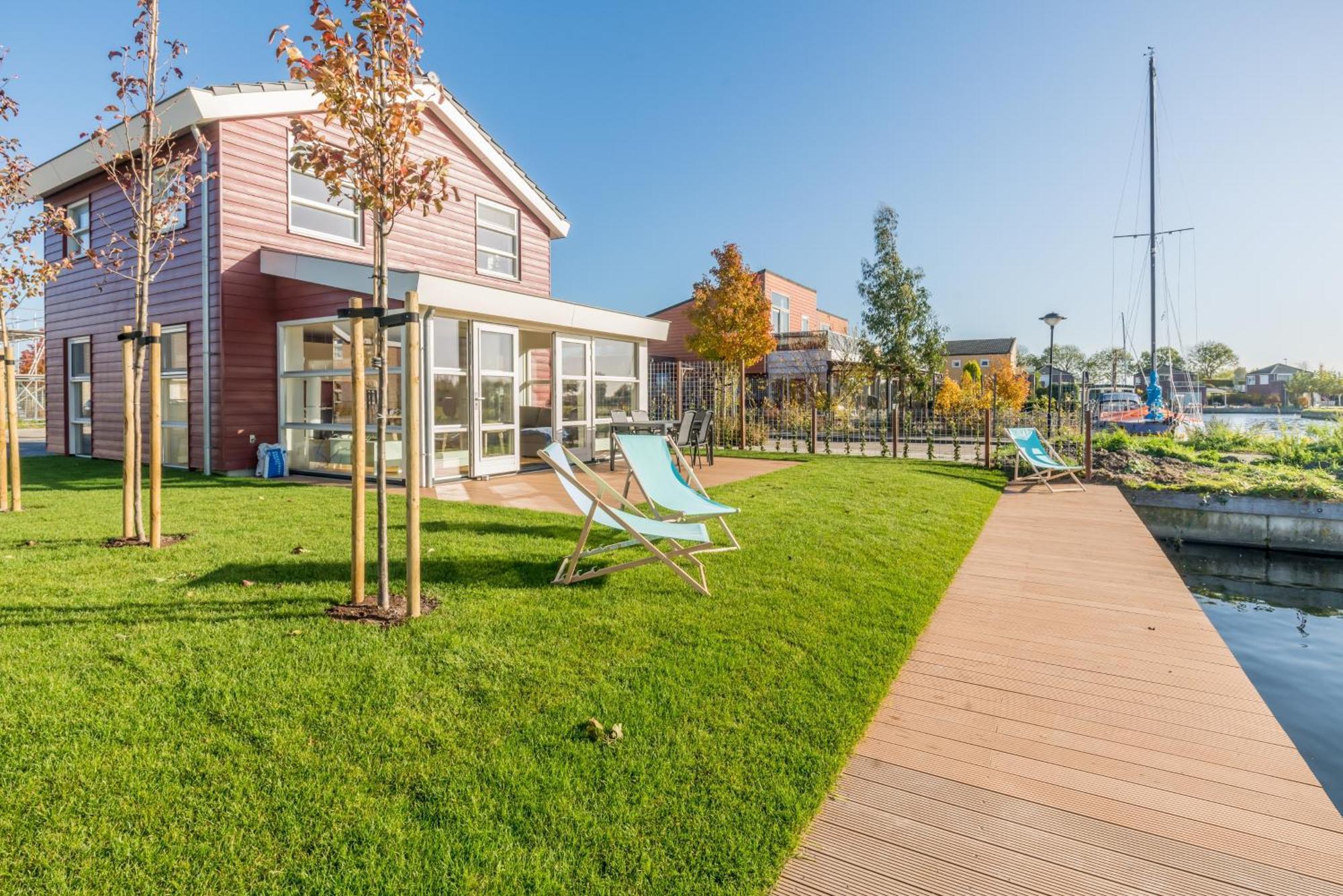 Nautic Rentals - Marinapark Oude-Tonge Bagian luar foto