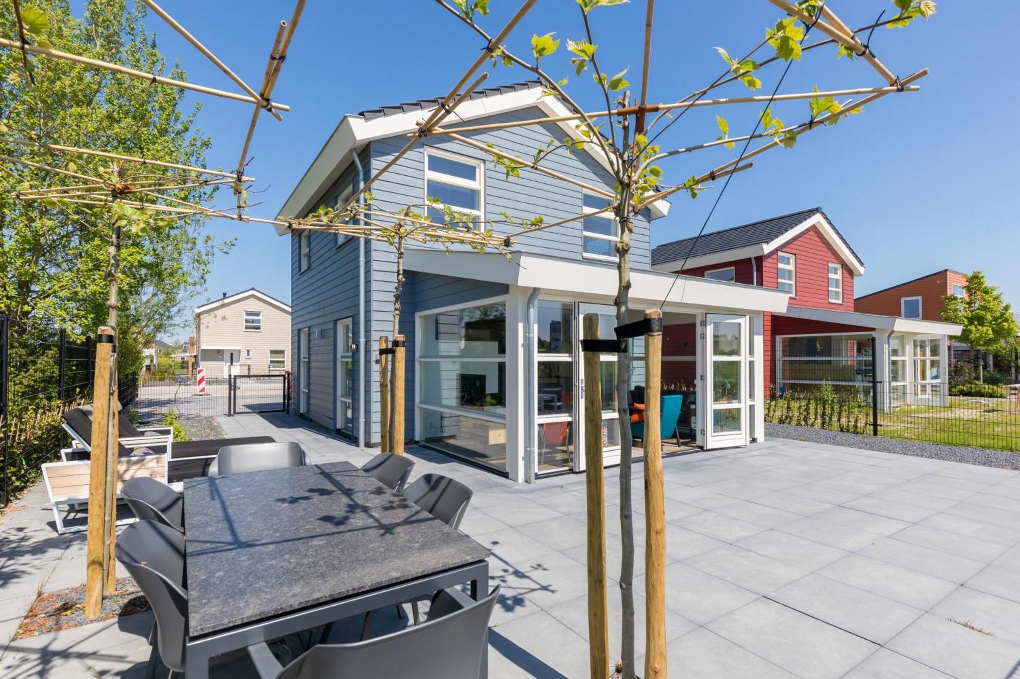 Nautic Rentals - Marinapark Oude-Tonge Bagian luar foto