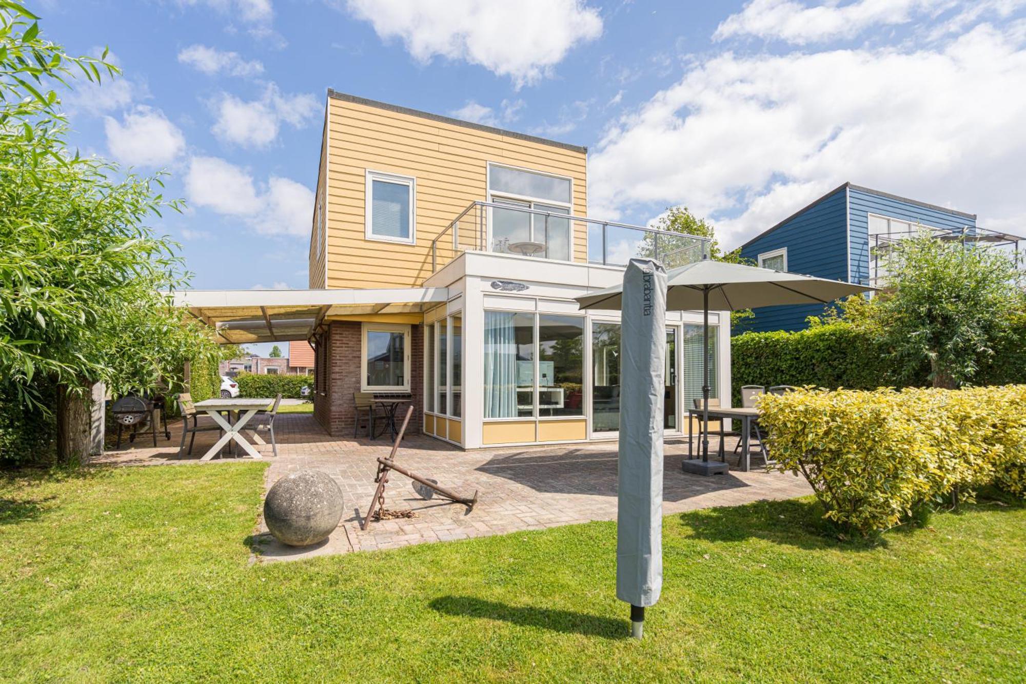 Nautic Rentals - Marinapark Oude-Tonge Bagian luar foto